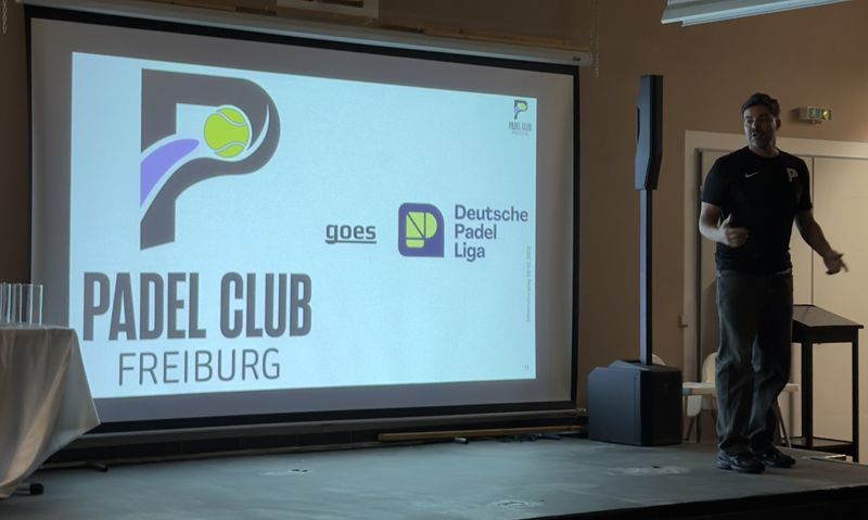 padelcourt und baelle